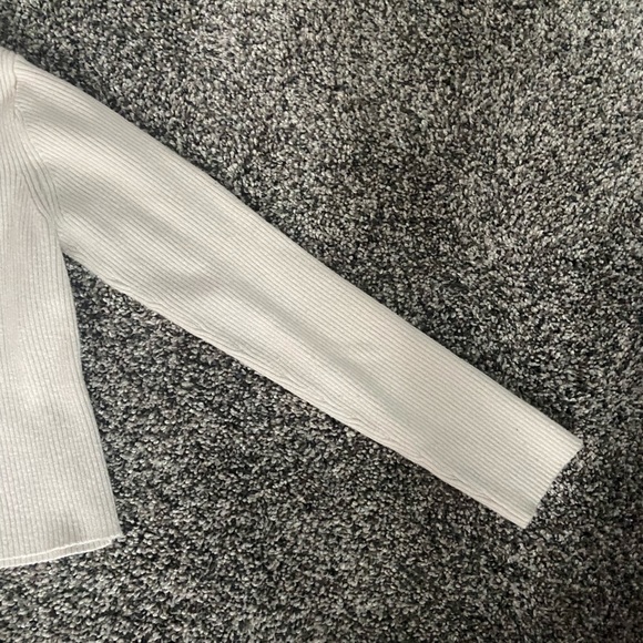 Zara Kids Ribbed Knit Sweater - Picture 3 of 5